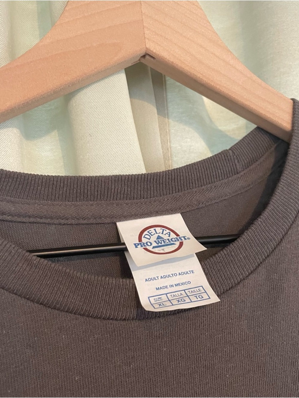 Calcutta Men’s XL Gray Graphic T Shirt - Picture 5 of 7
